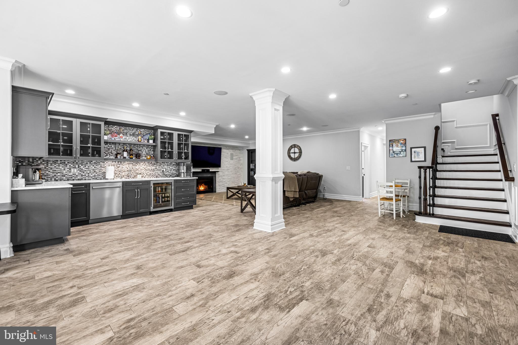 12012 Hammonds Glen Cir