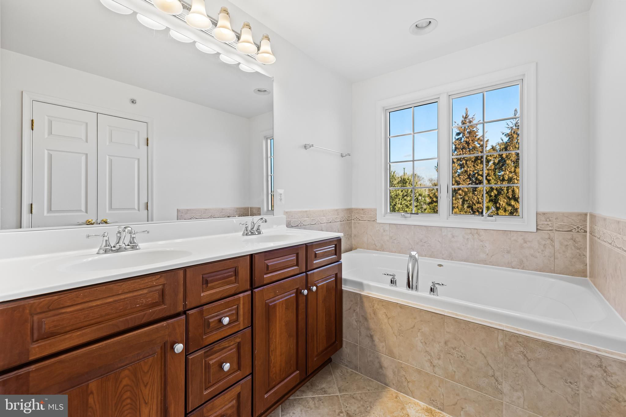 133 Hearth Ct