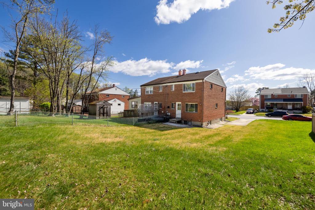 3712 Trent Rd