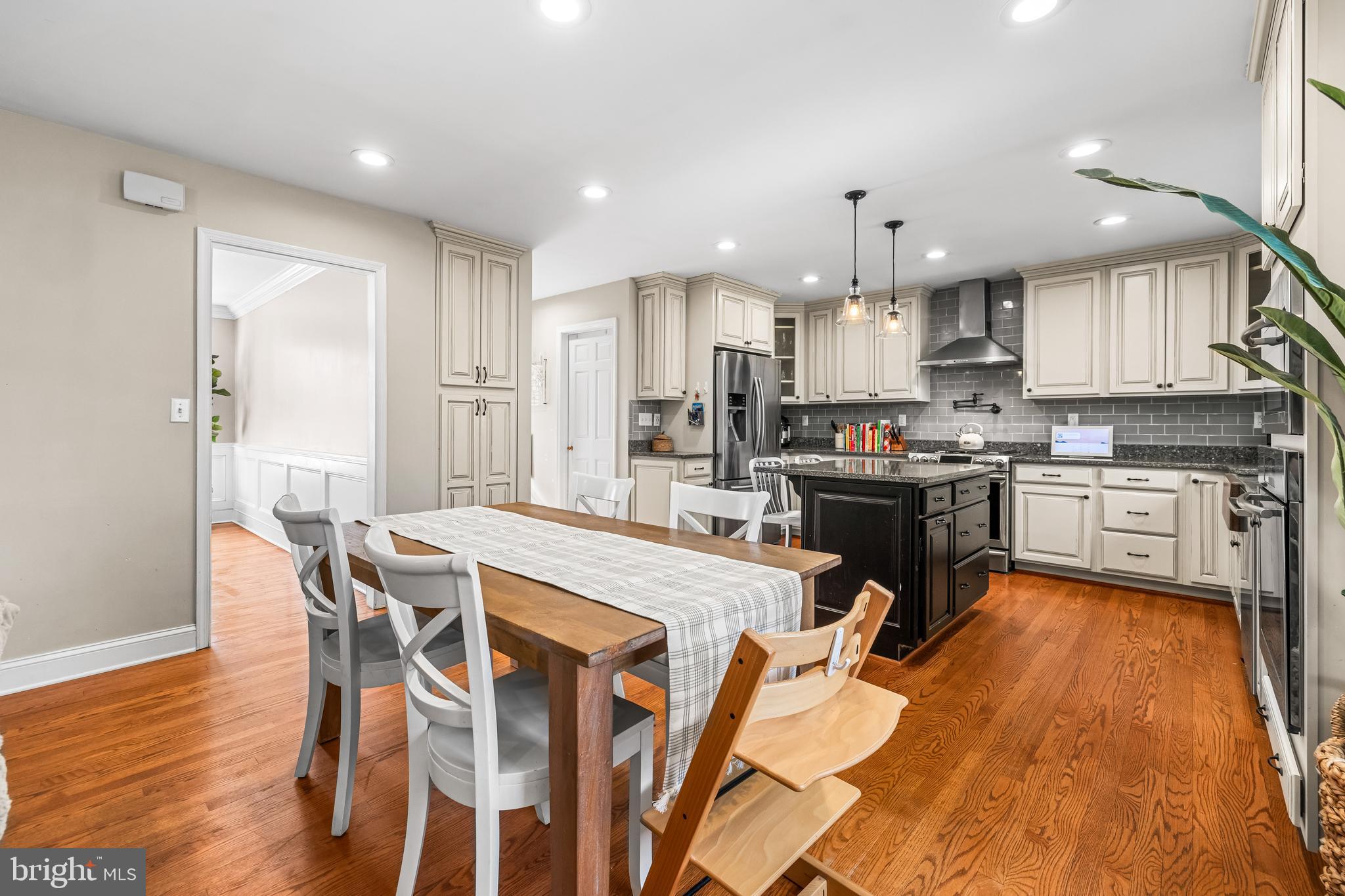 13020 Heil Manor Dr