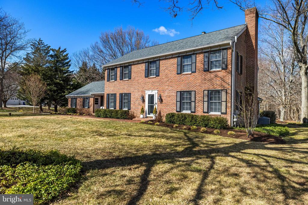 13020 Heil Manor Dr