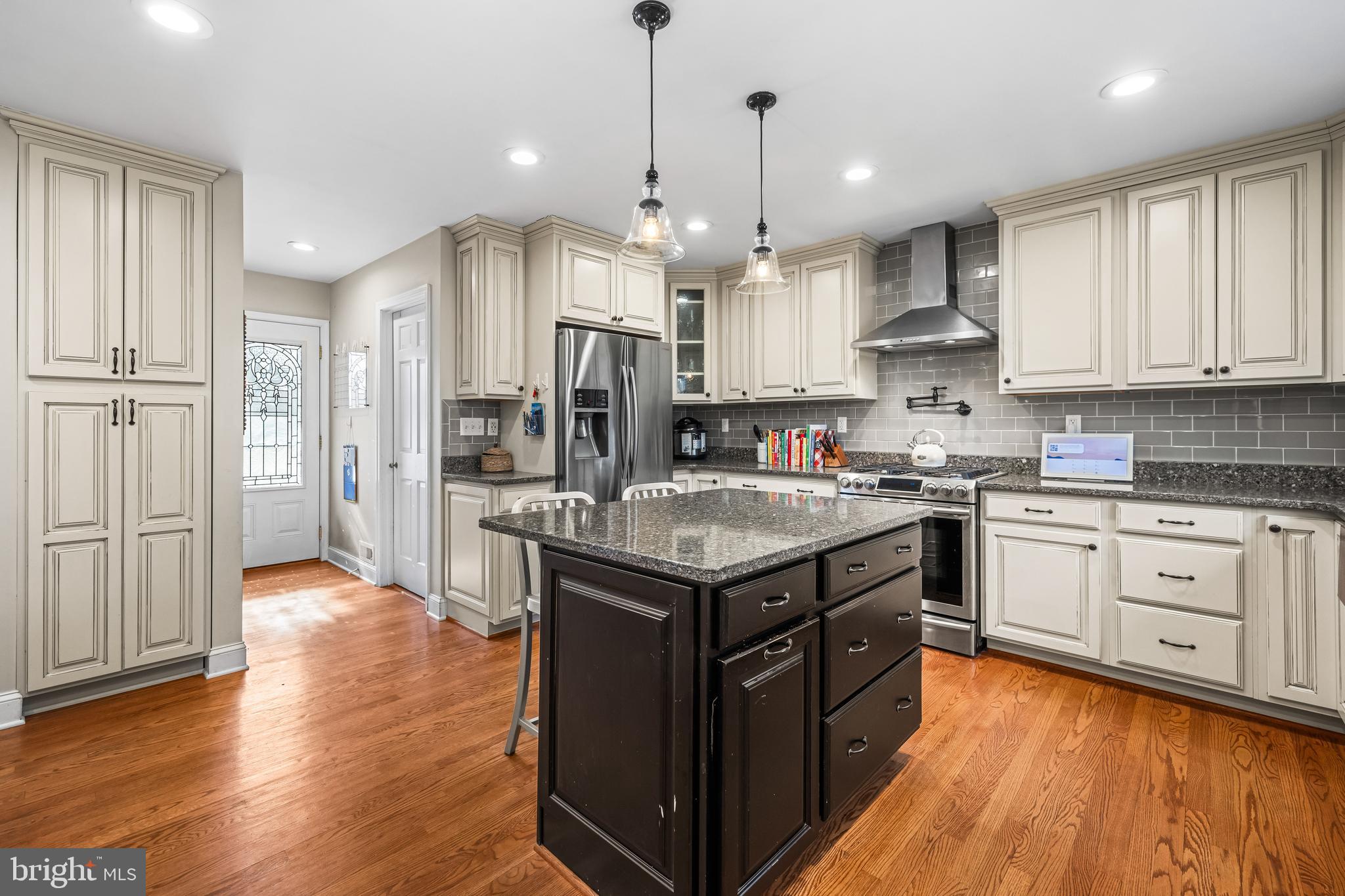 13020 Heil Manor Dr