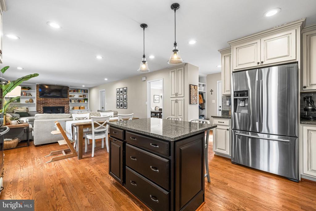 13020 Heil Manor Dr