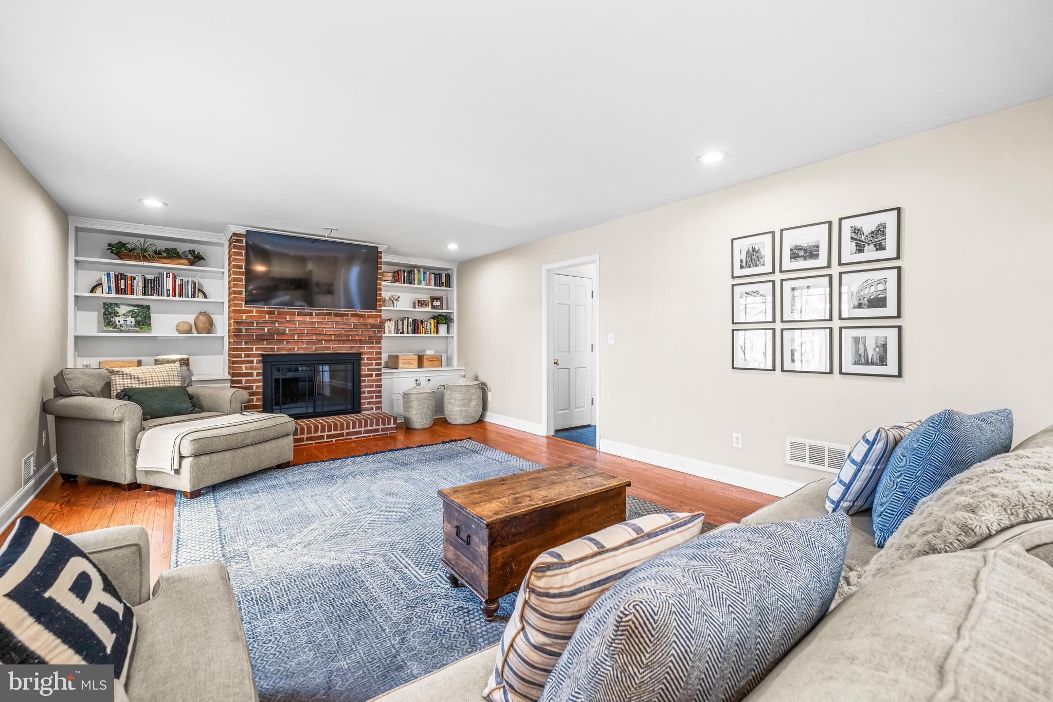 13020 Heil Manor Dr