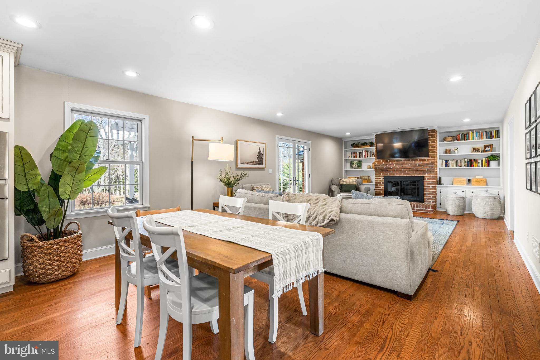 13020 Heil Manor Dr