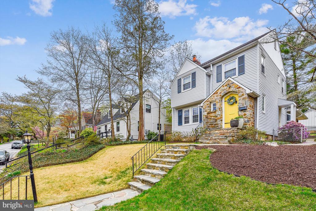 609 Marwood Rd