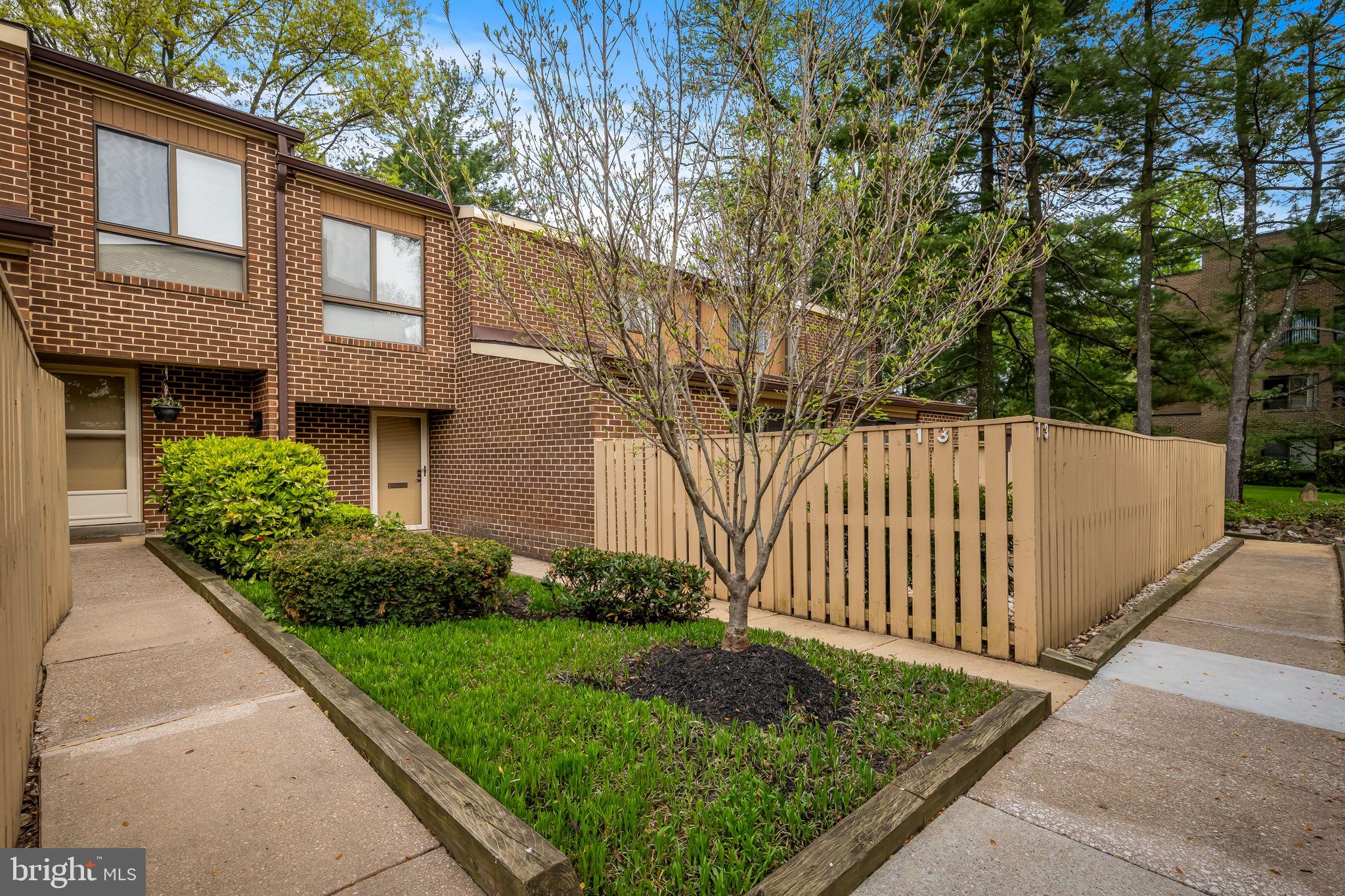 13 Tanner Ct #H