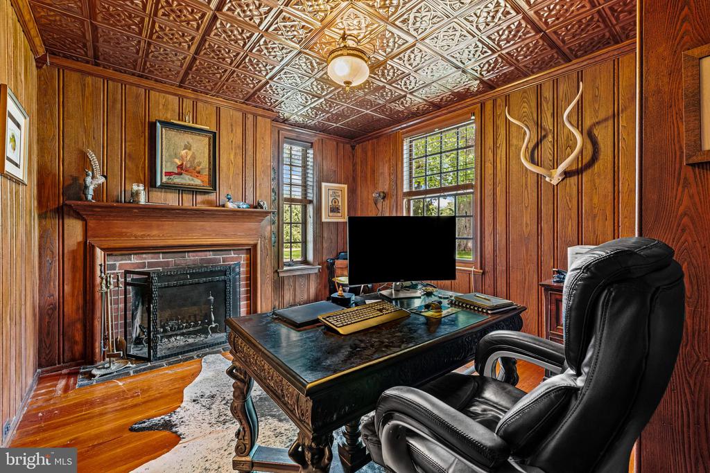 3407 Starlite Ct