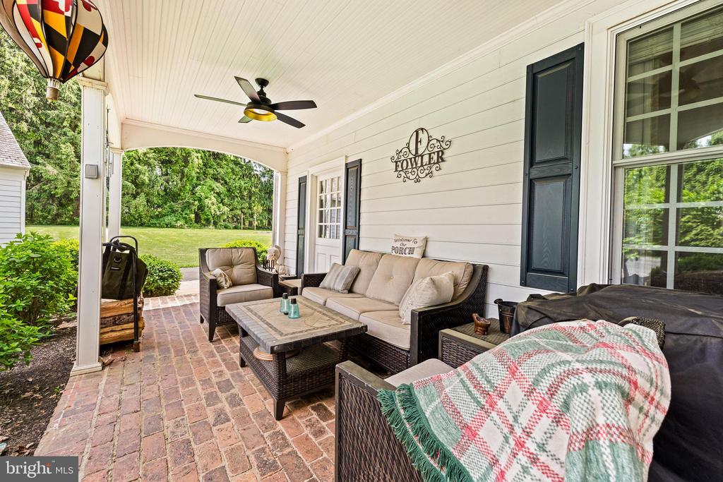 3407 Starlite Ct