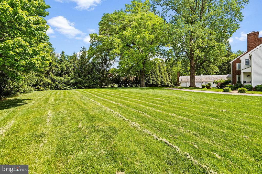 3407 Starlite Ct