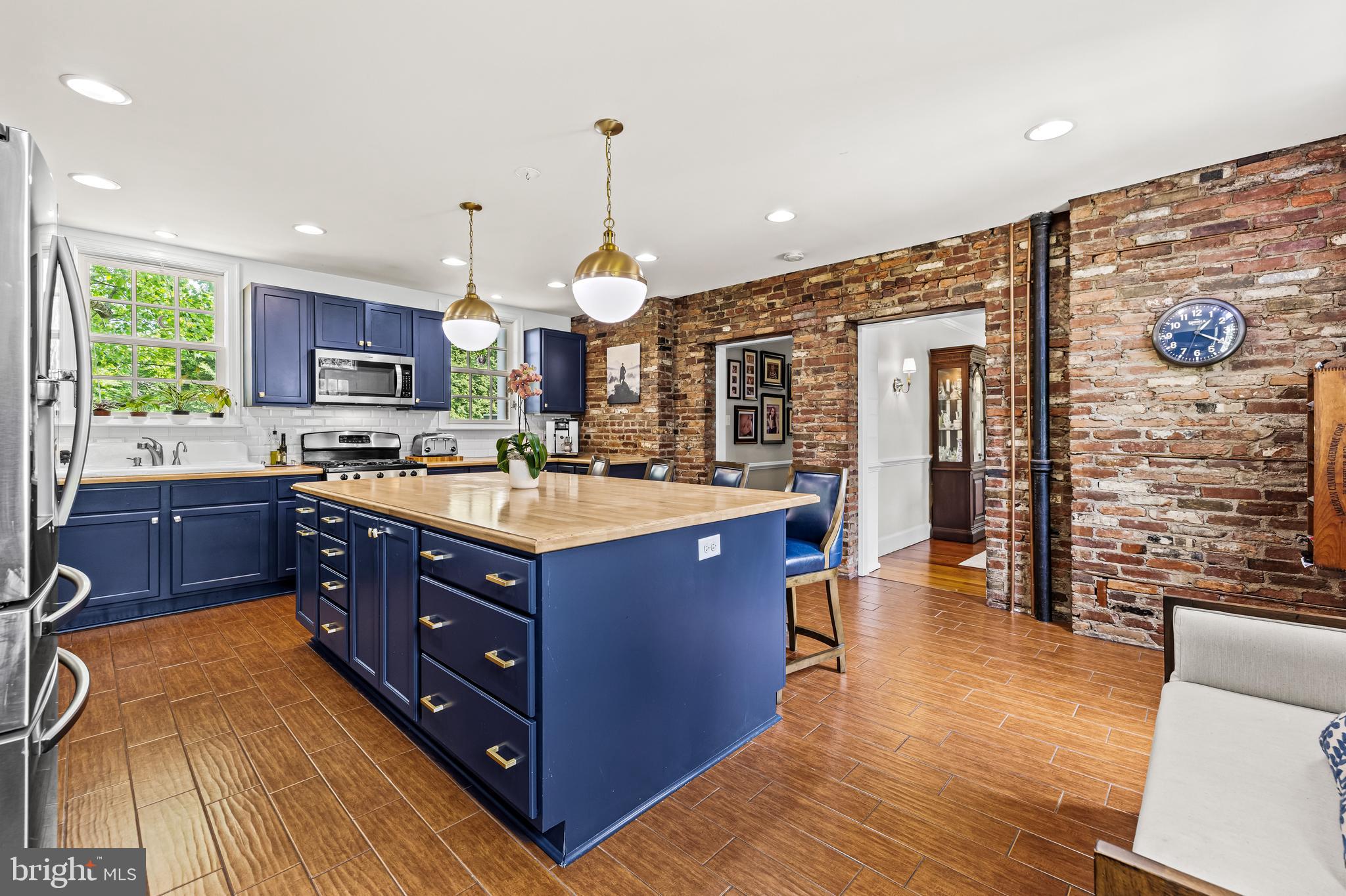 3407 Starlite Ct