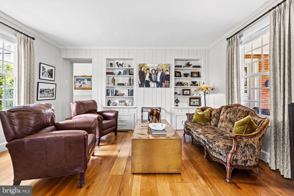 3407 Starlite Ct