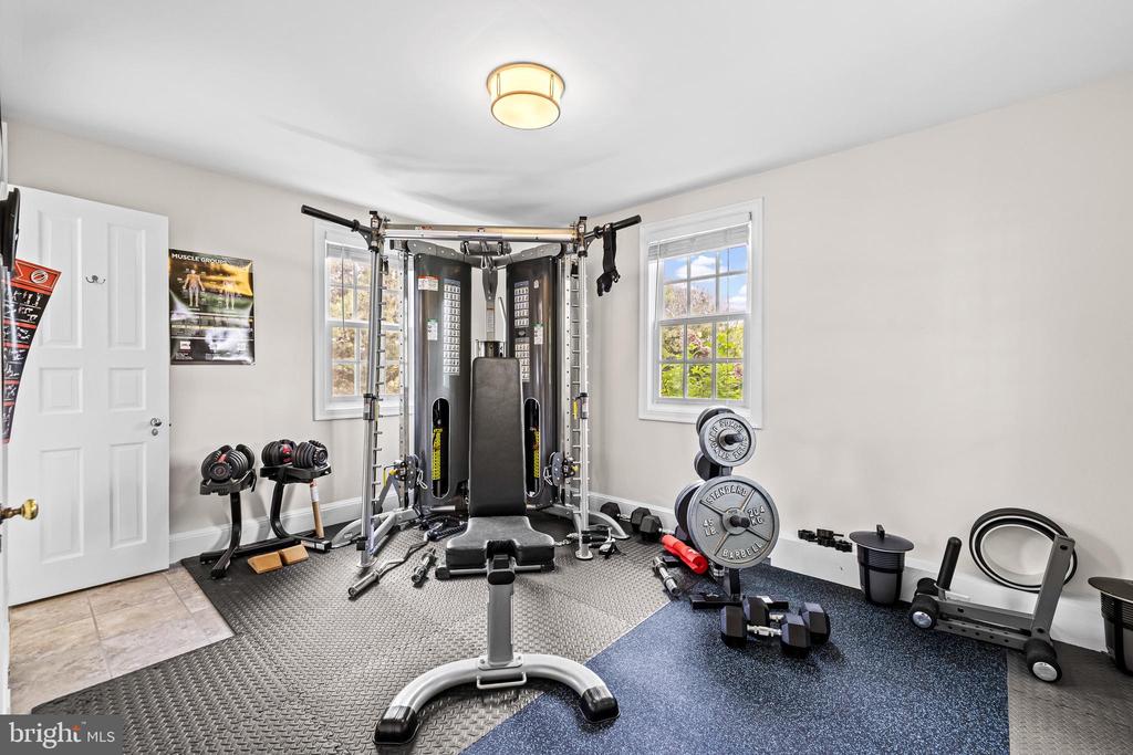 3407 Starlite Ct
