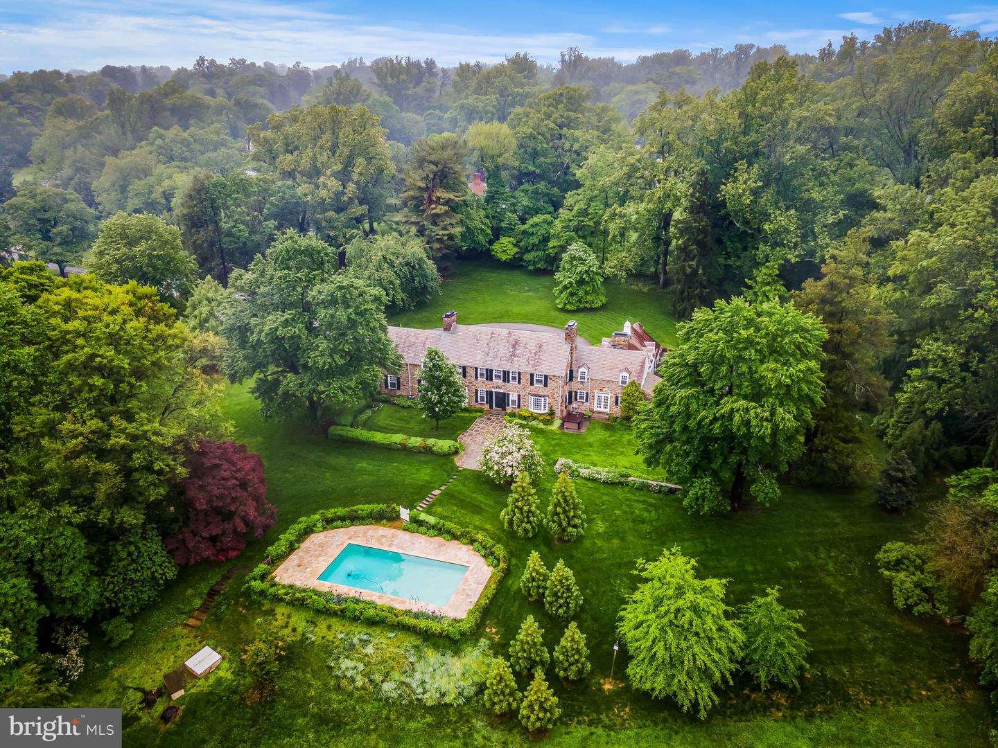 211 Golf Course Rd