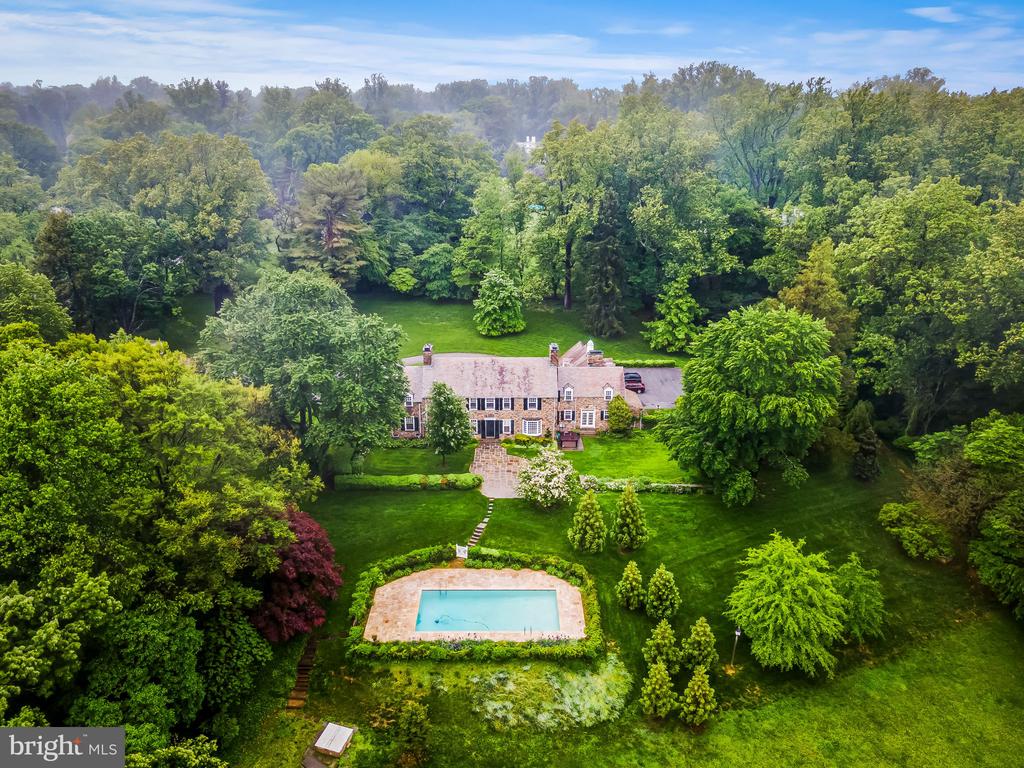 211 Golf Course Rd