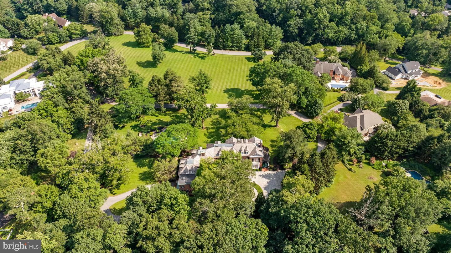 16 Merry Hill Ct