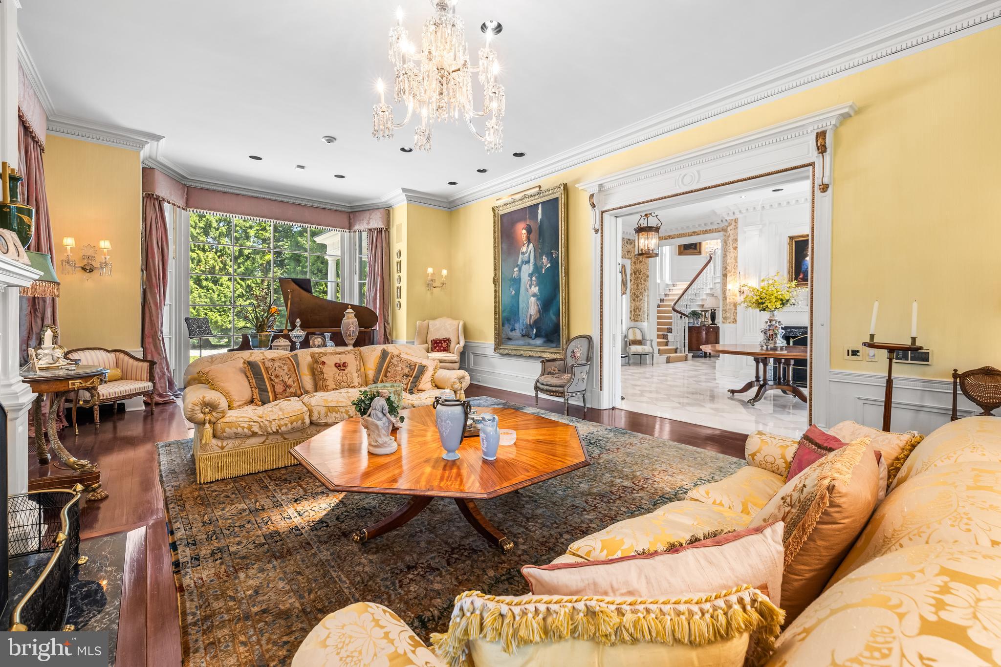 16 Merry Hill Ct