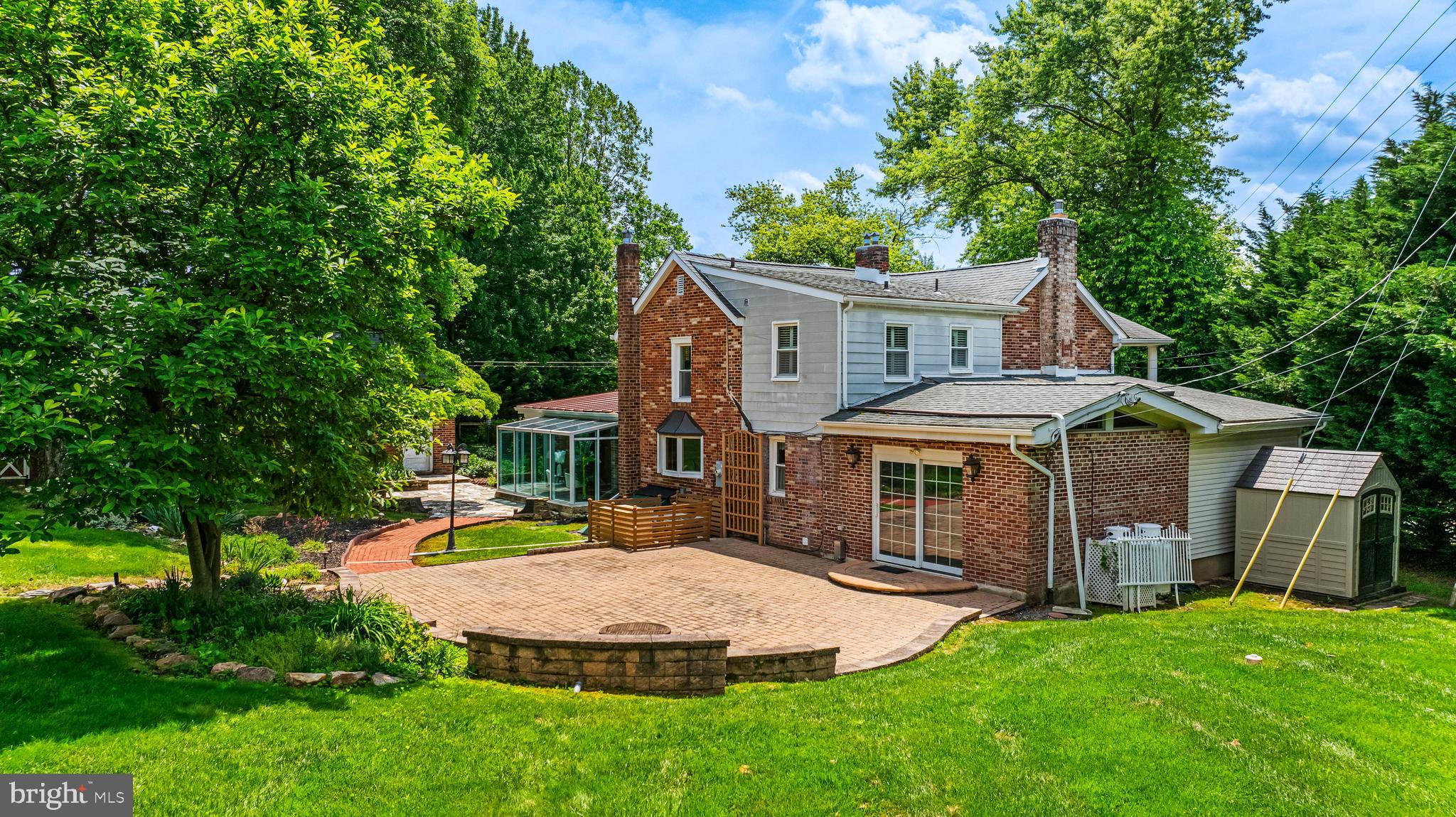 12301 Manor Rd