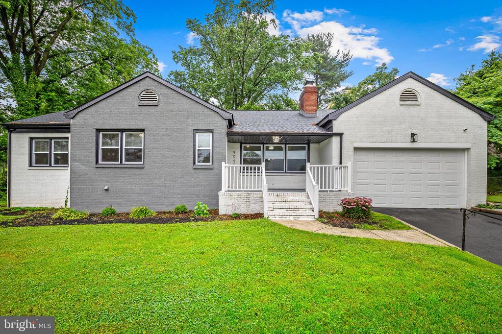904 Stevenson Ln