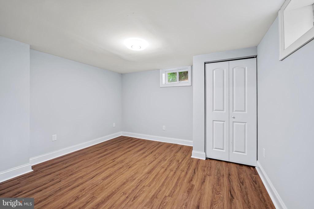 904 Stevenson Ln