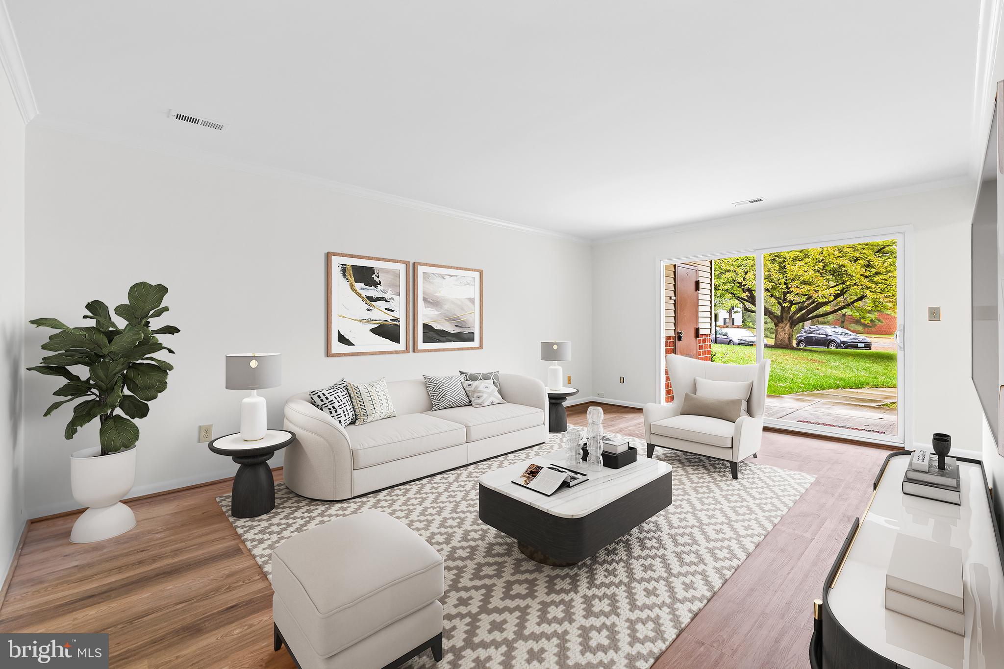 2 STAPLETON COURT 102