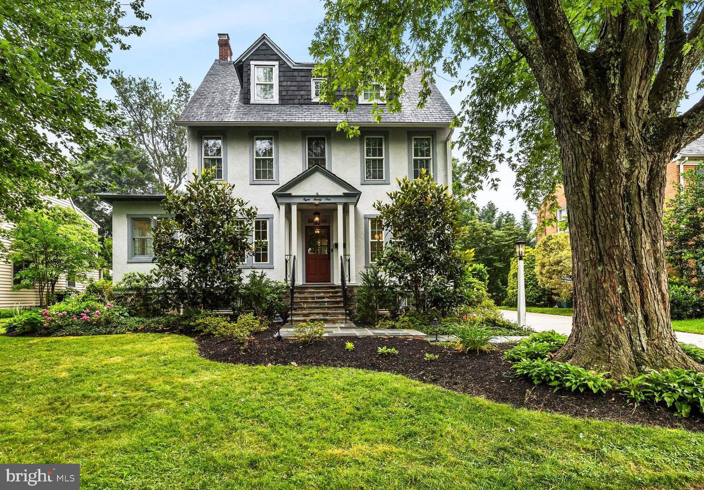 821 Wellington Rd