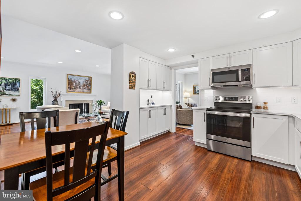 2331 Old Court Rd #203