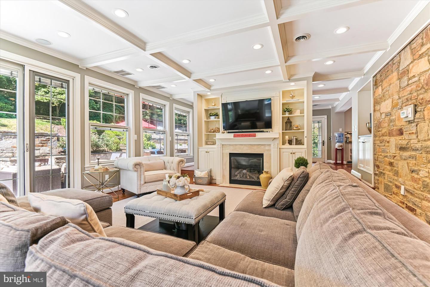 21 Buchanan Rd