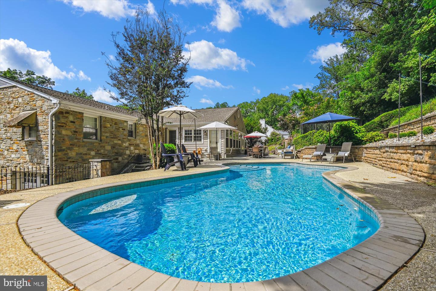 21 Buchanan Rd