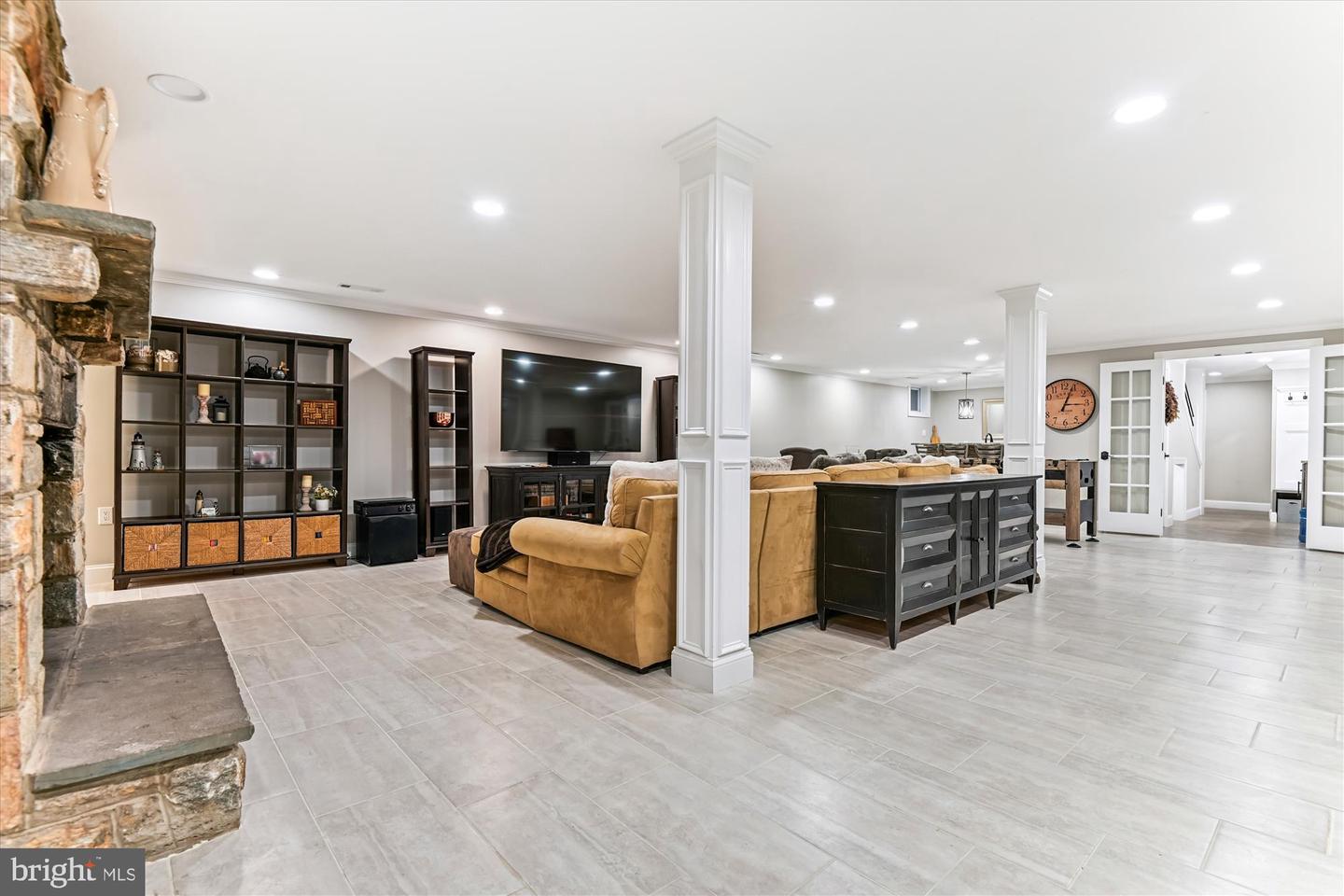 21 Buchanan Rd