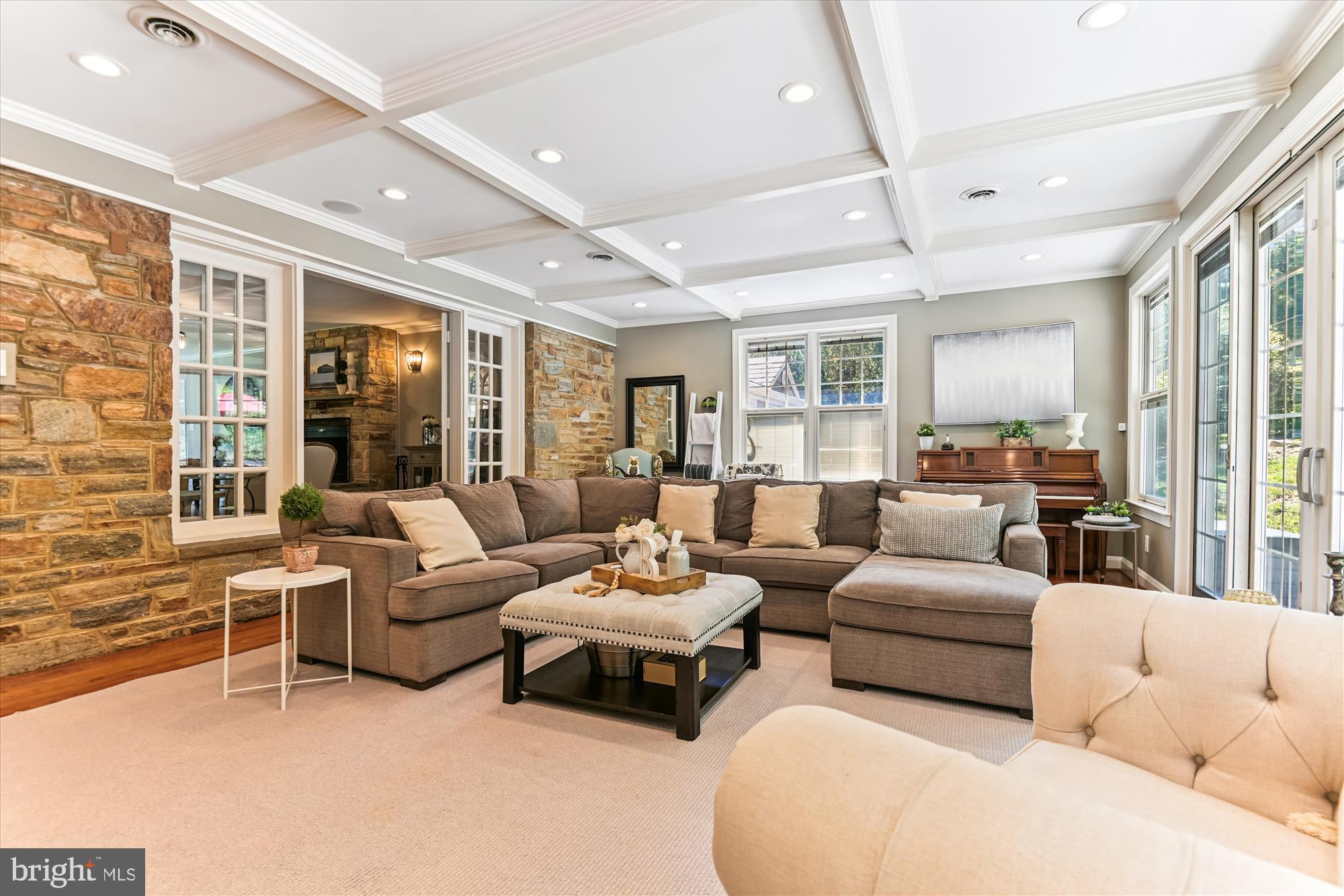 21 Buchanan Rd