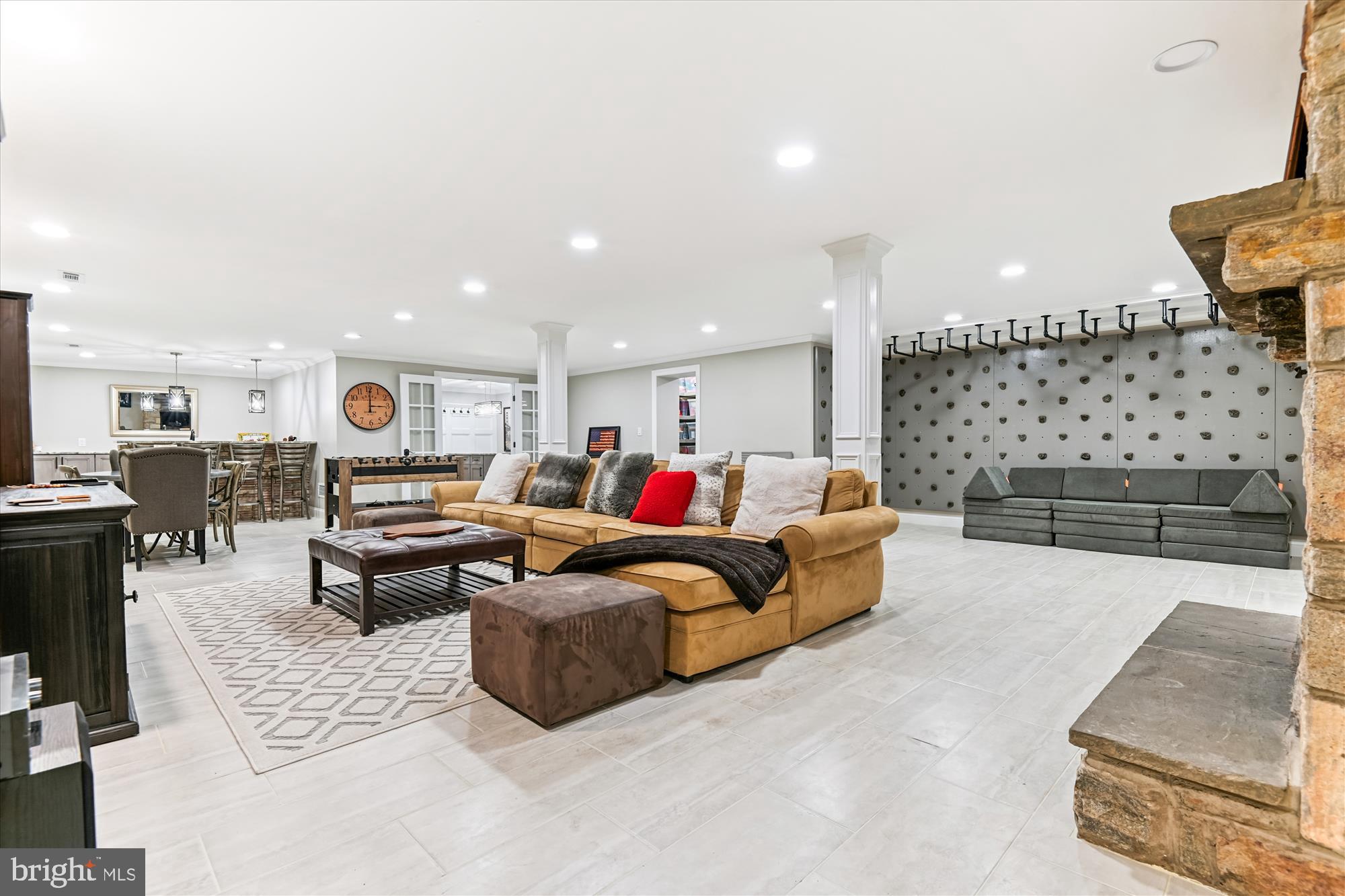 21 Buchanan Rd