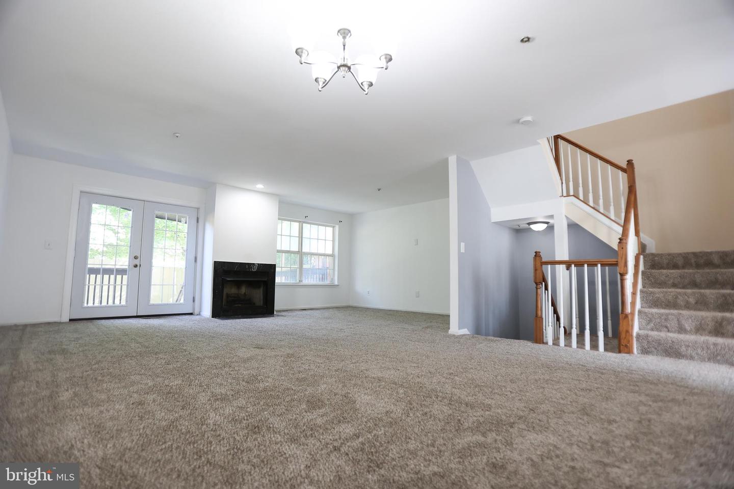 9535 GEORGIAN WAY