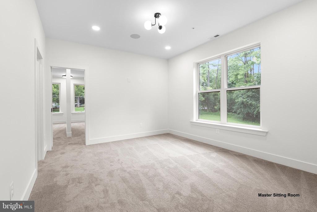 1321 NICODEMUS ROAD