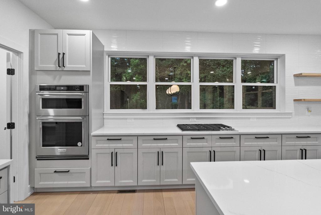 1321 NICODEMUS ROAD