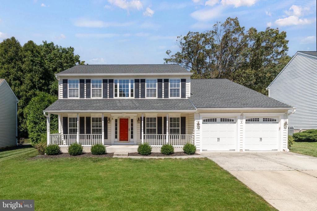 6 BLUELEAF COURT