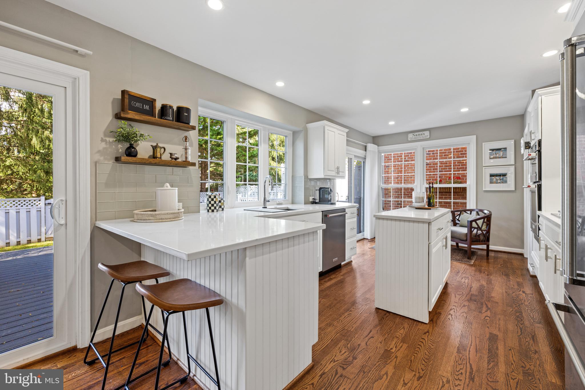 6 NEARFIELD ROAD