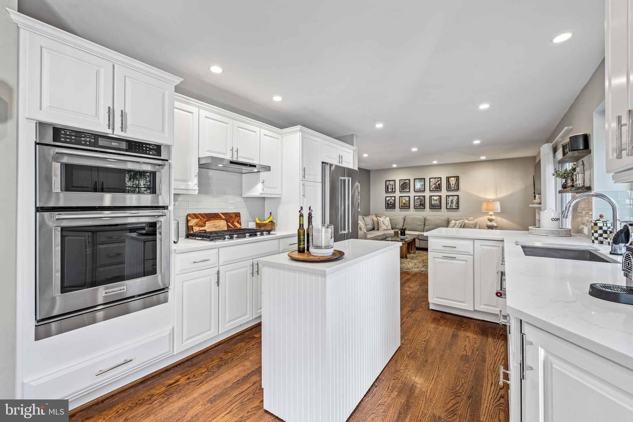 6 NEARFIELD ROAD