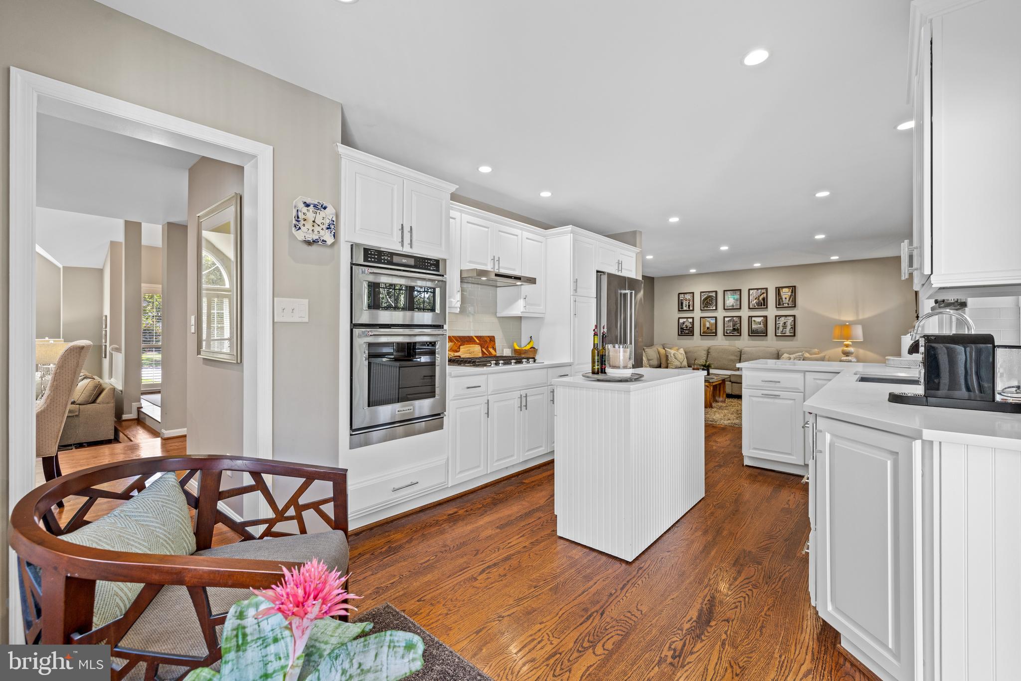 6 NEARFIELD ROAD