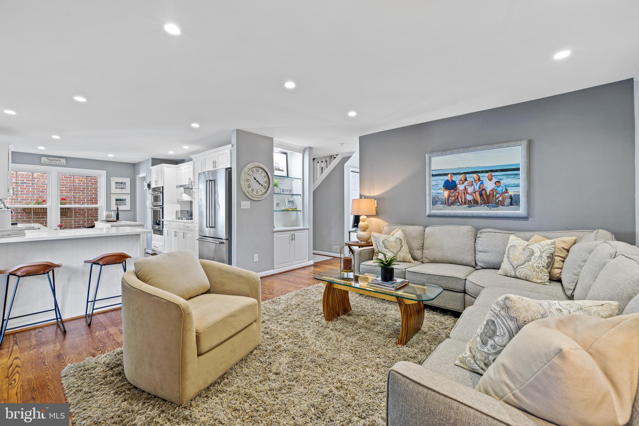 6 NEARFIELD ROAD