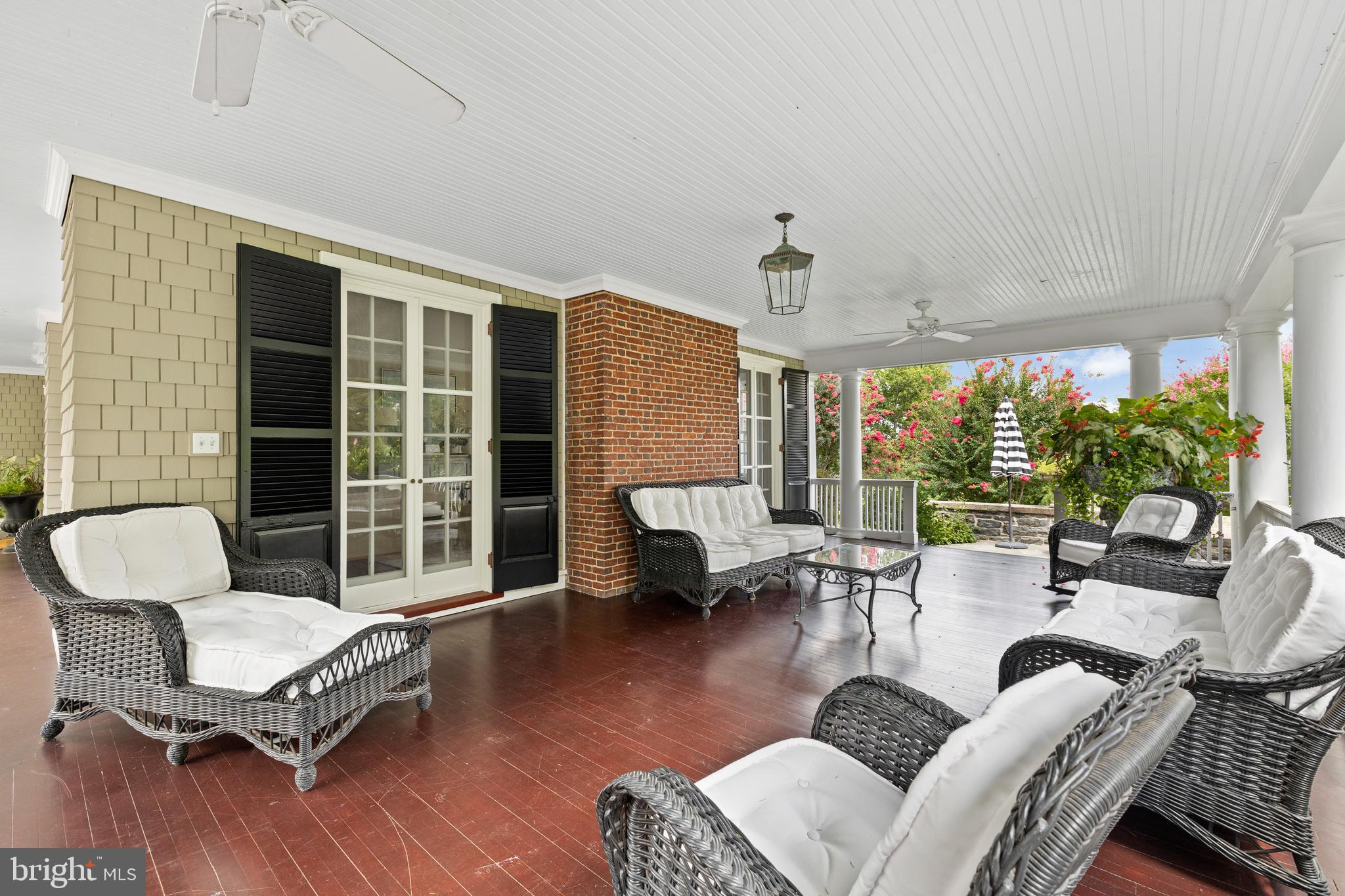 7506 L'HIRONDELLE CLUB ROAD