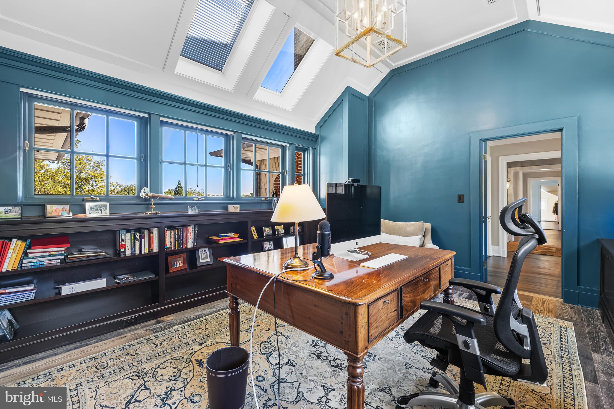 7506 L'HIRONDELLE CLUB ROAD