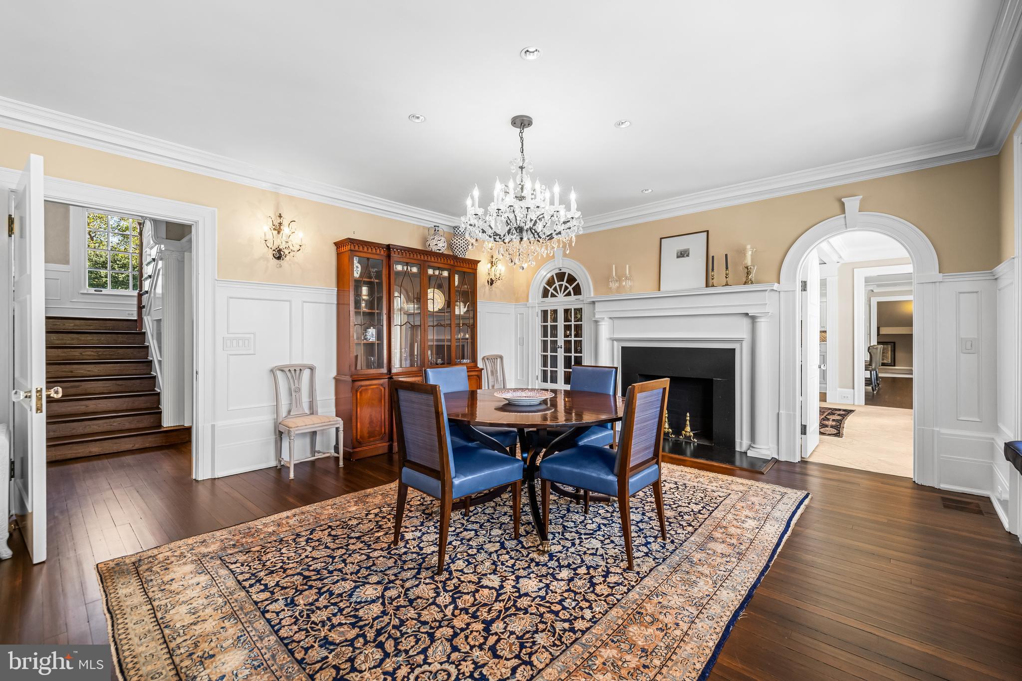 7506 L'HIRONDELLE CLUB ROAD