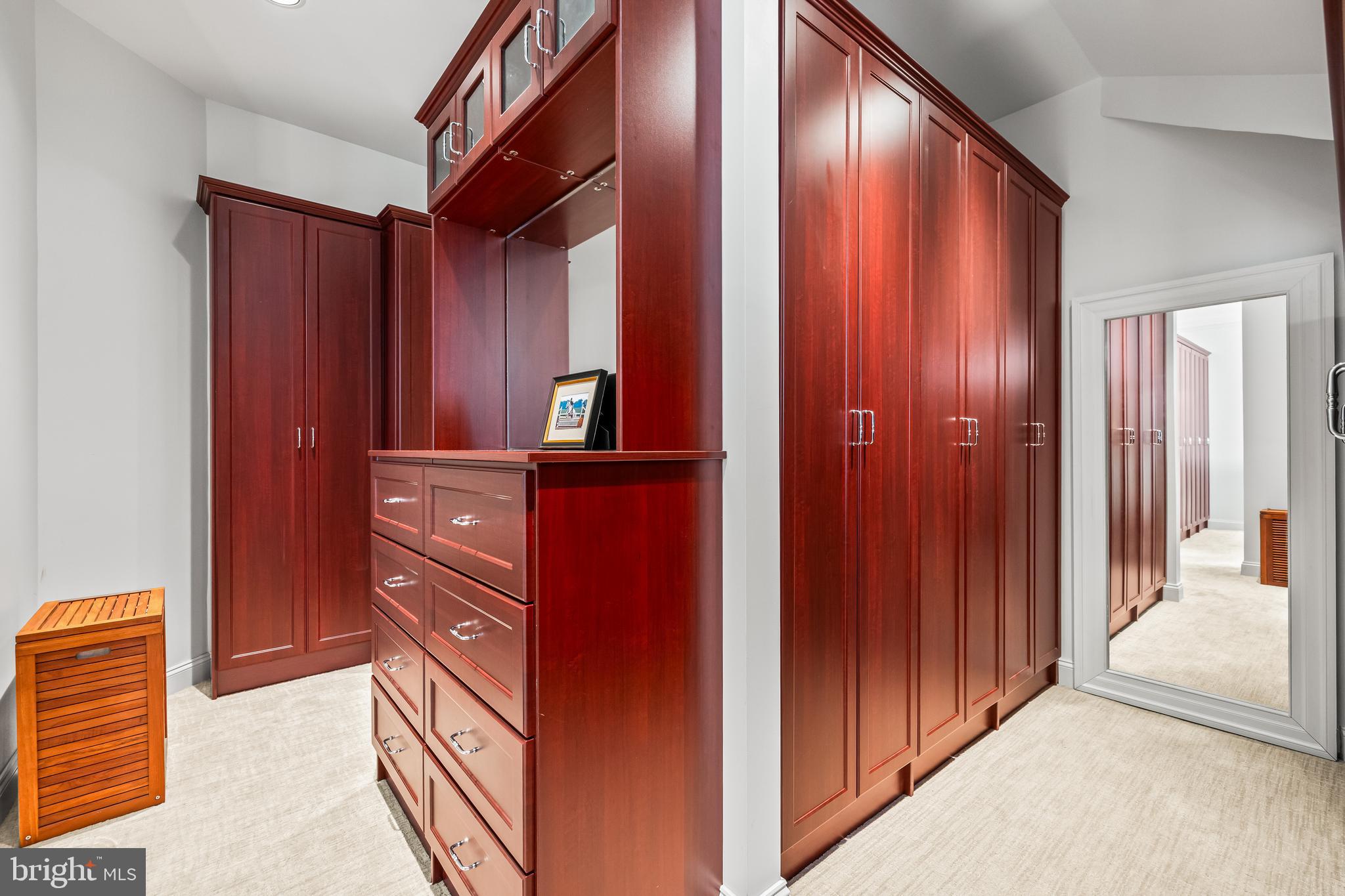 1421 WINE SPRING
