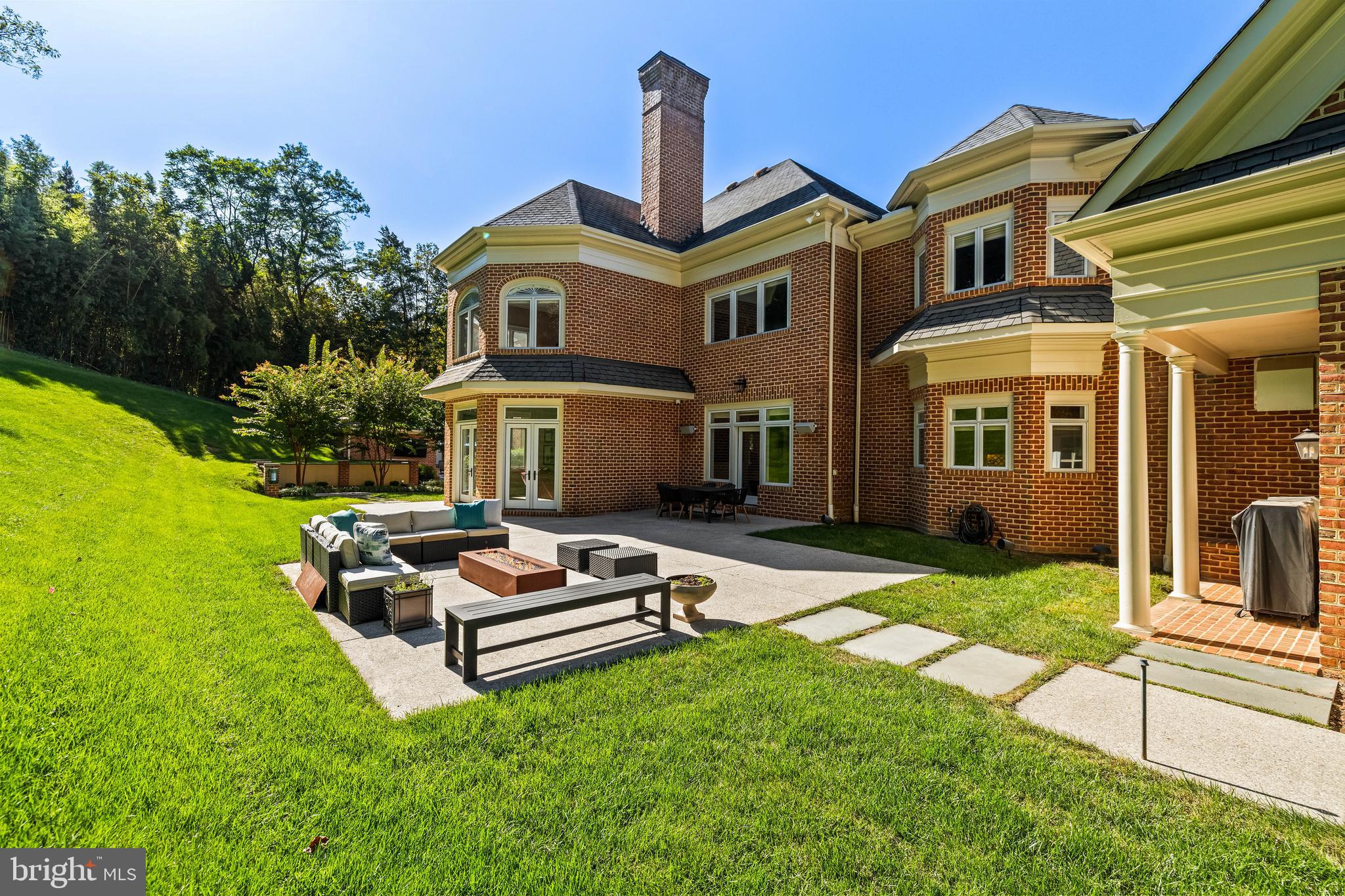 1421 WINE SPRING