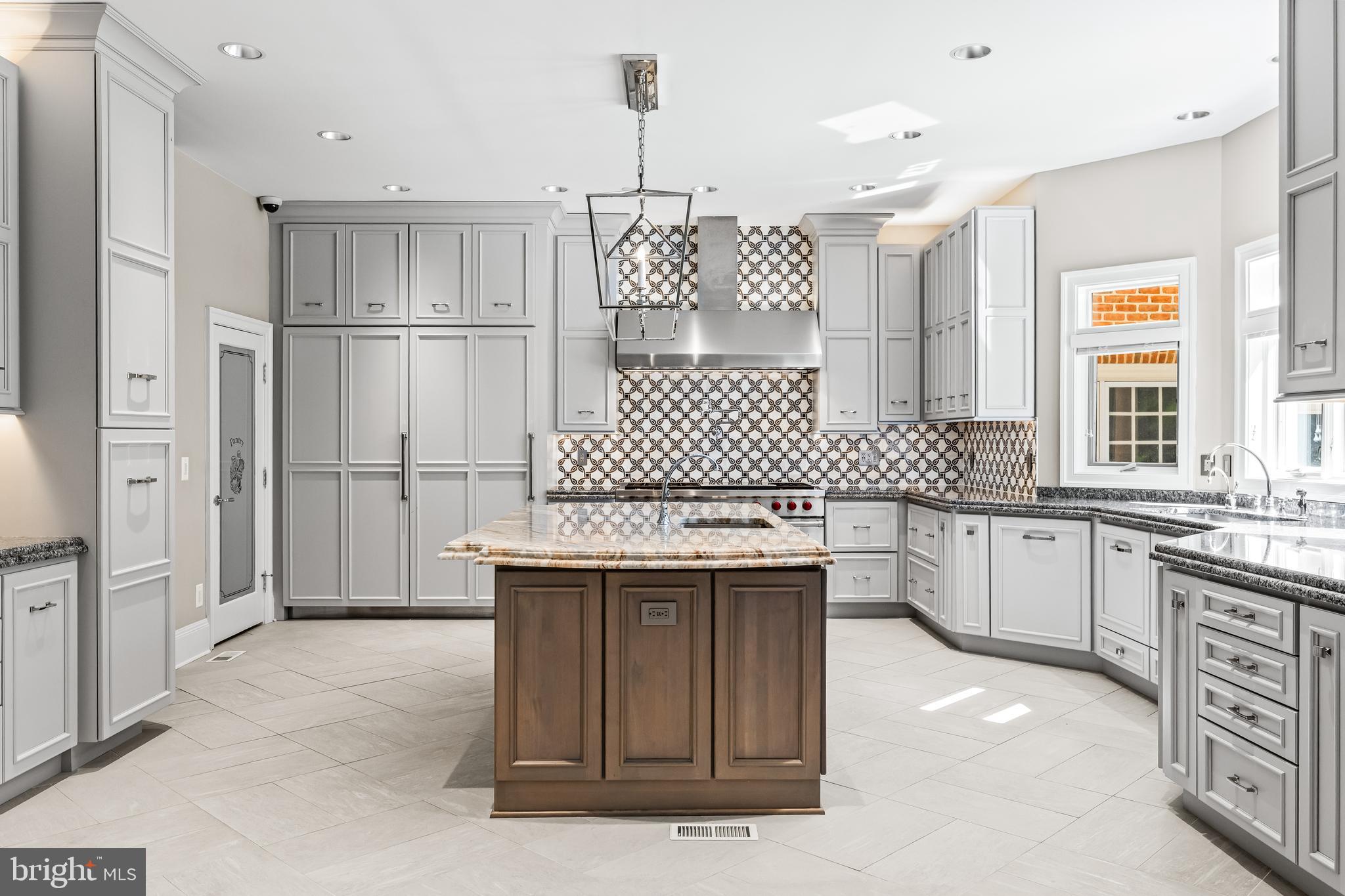 1421 WINE SPRING