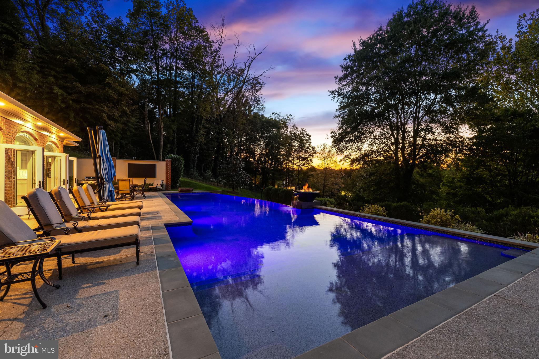 1421 WINE SPRING