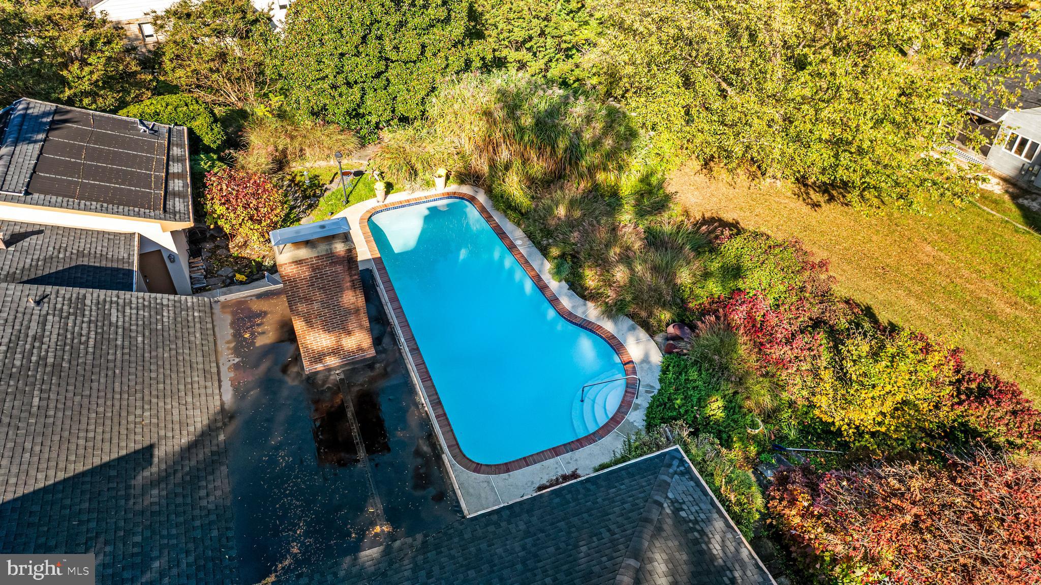 1000 WEST WIND COURT