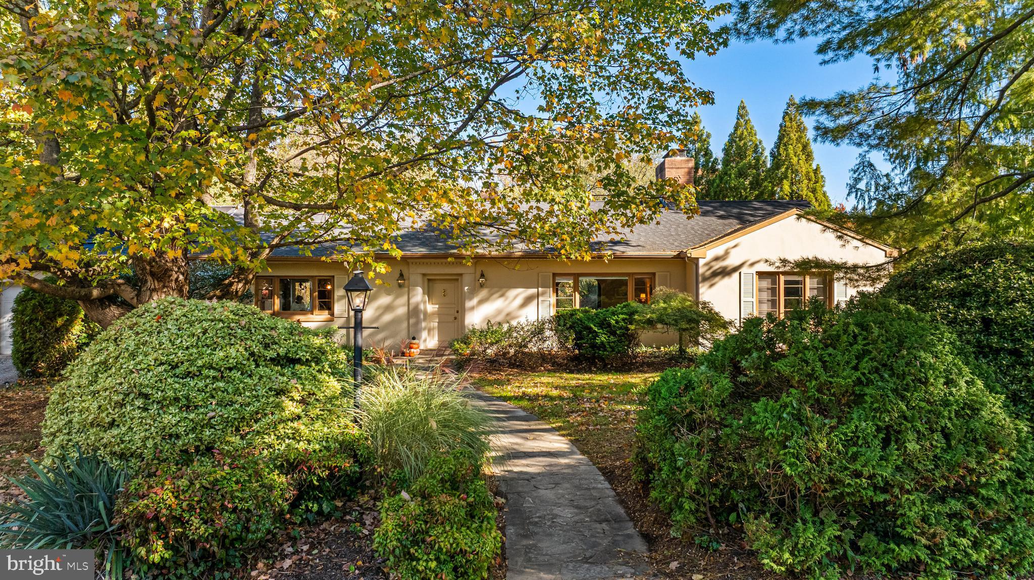 1000 WEST WIND COURT