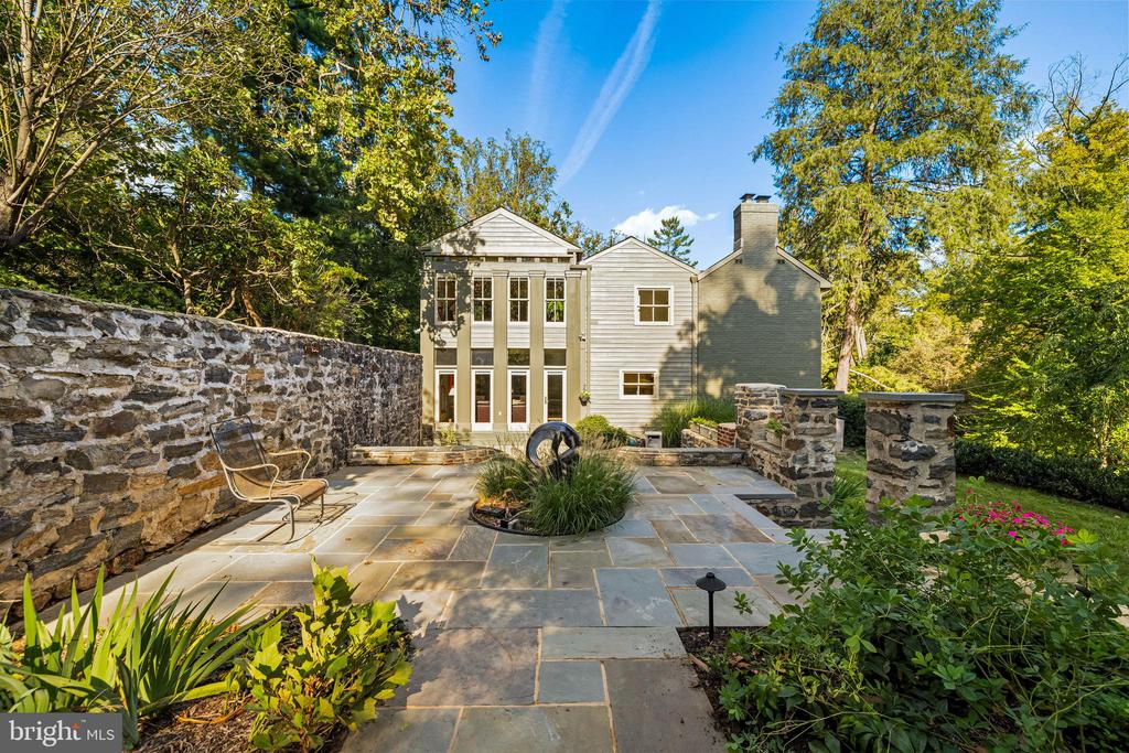 908 ROLANDVUE ROAD